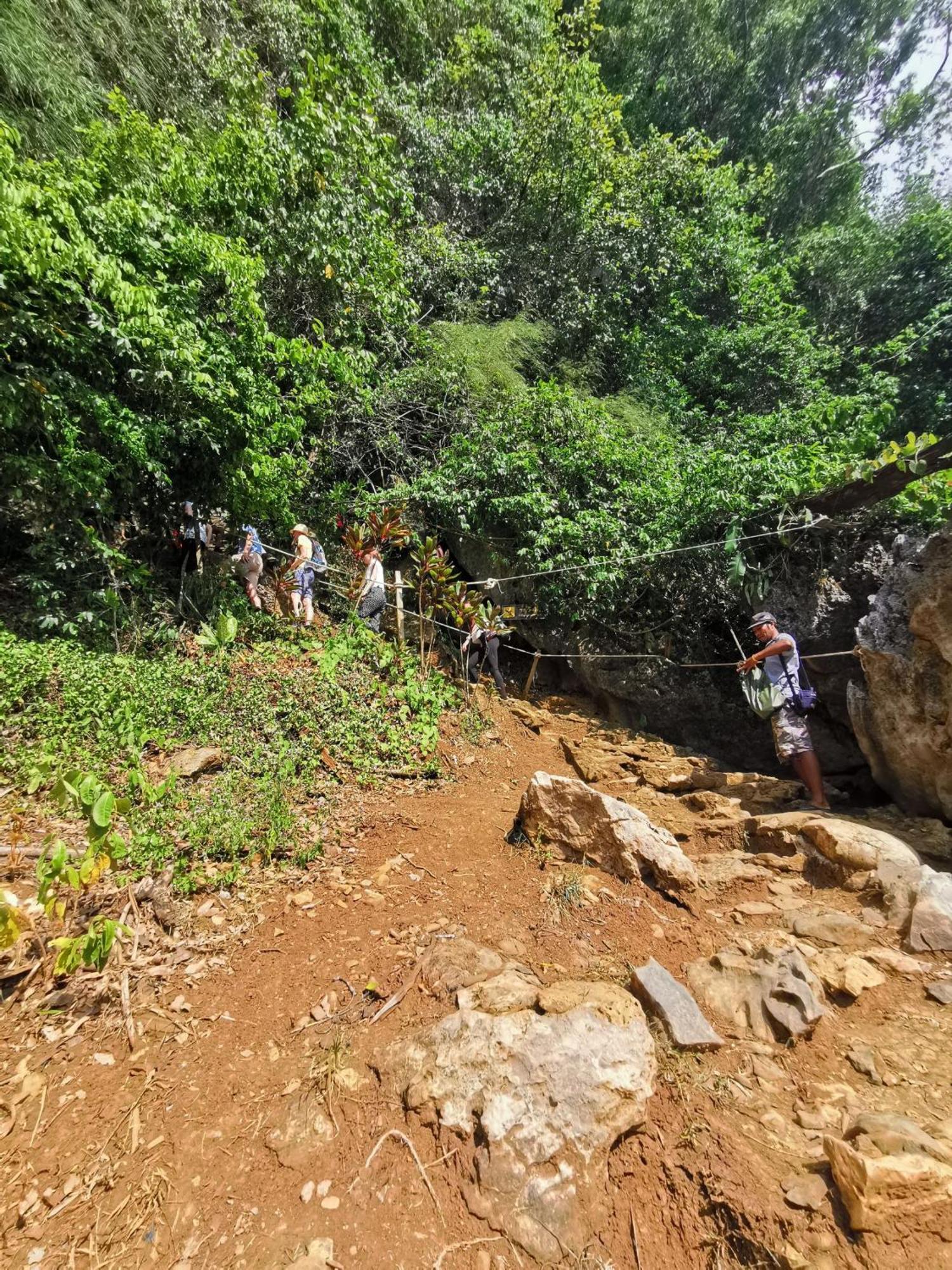 Khaosok Happy House Bed and Breakfast Khao Sok National Park Εξωτερικό φωτογραφία