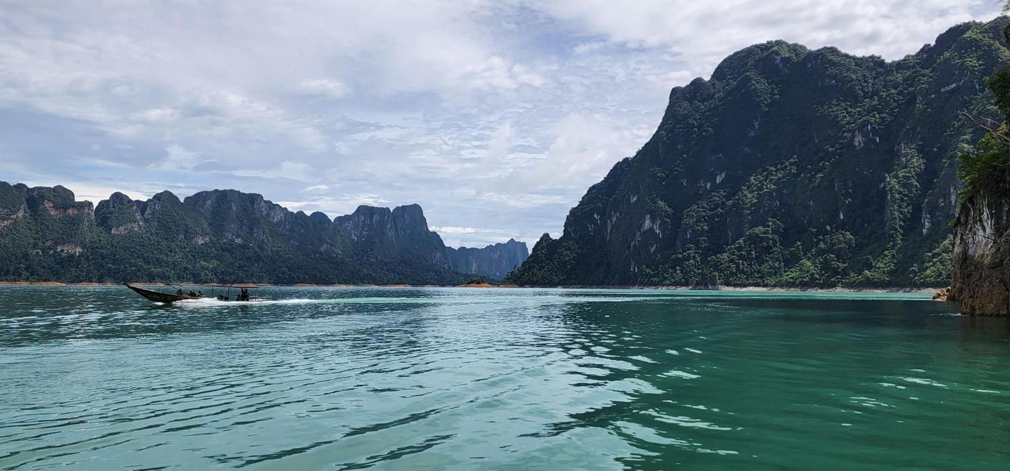 Khaosok Happy House Bed and Breakfast Khao Sok National Park Εξωτερικό φωτογραφία
