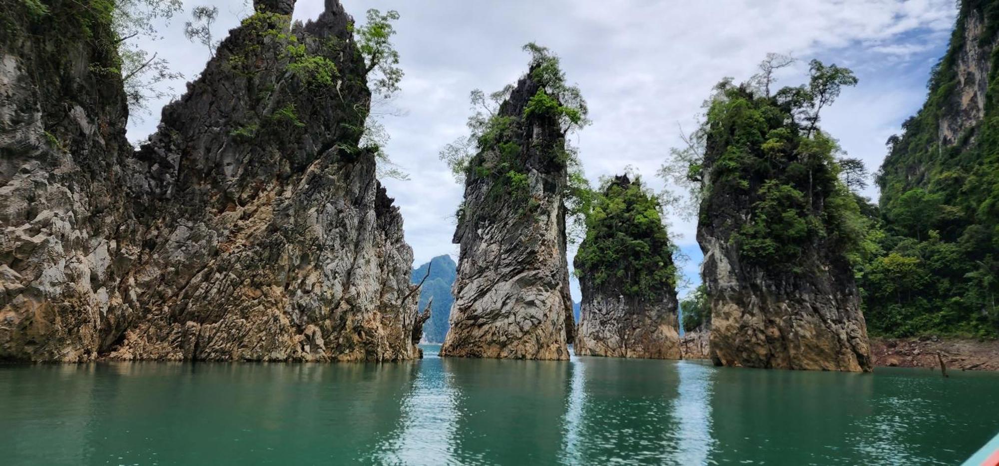 Khaosok Happy House Bed and Breakfast Khao Sok National Park Εξωτερικό φωτογραφία