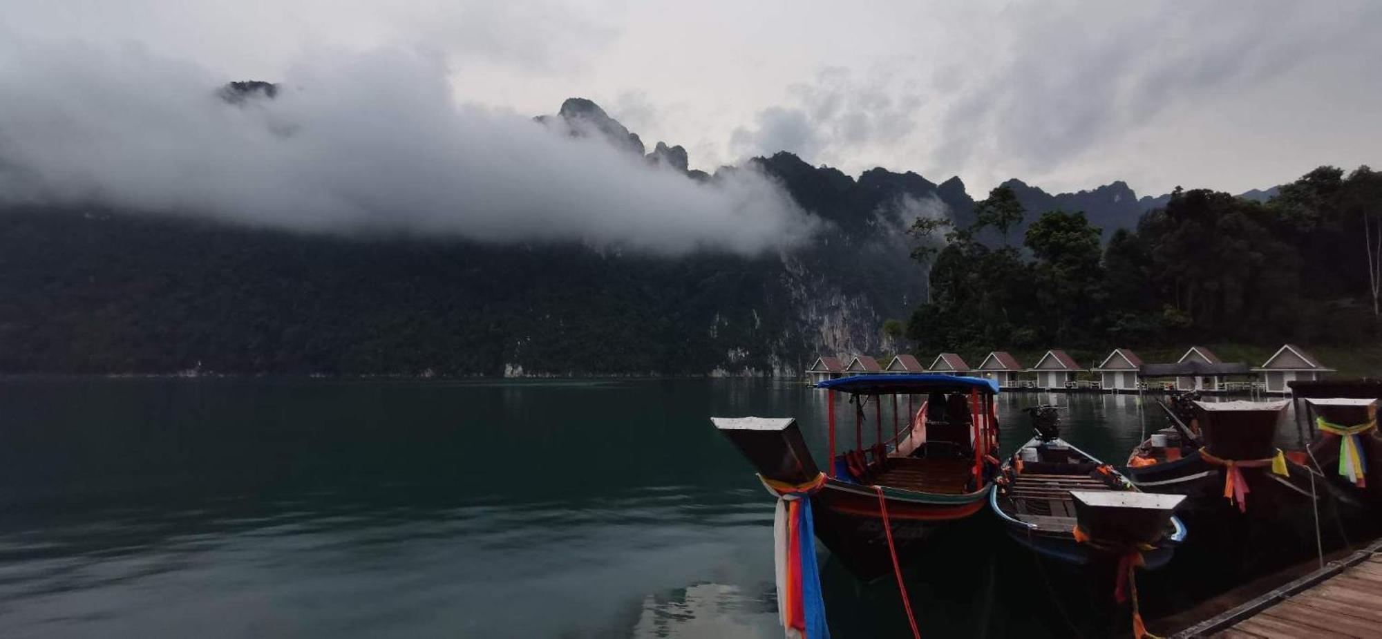 Khaosok Happy House Bed and Breakfast Khao Sok National Park Εξωτερικό φωτογραφία