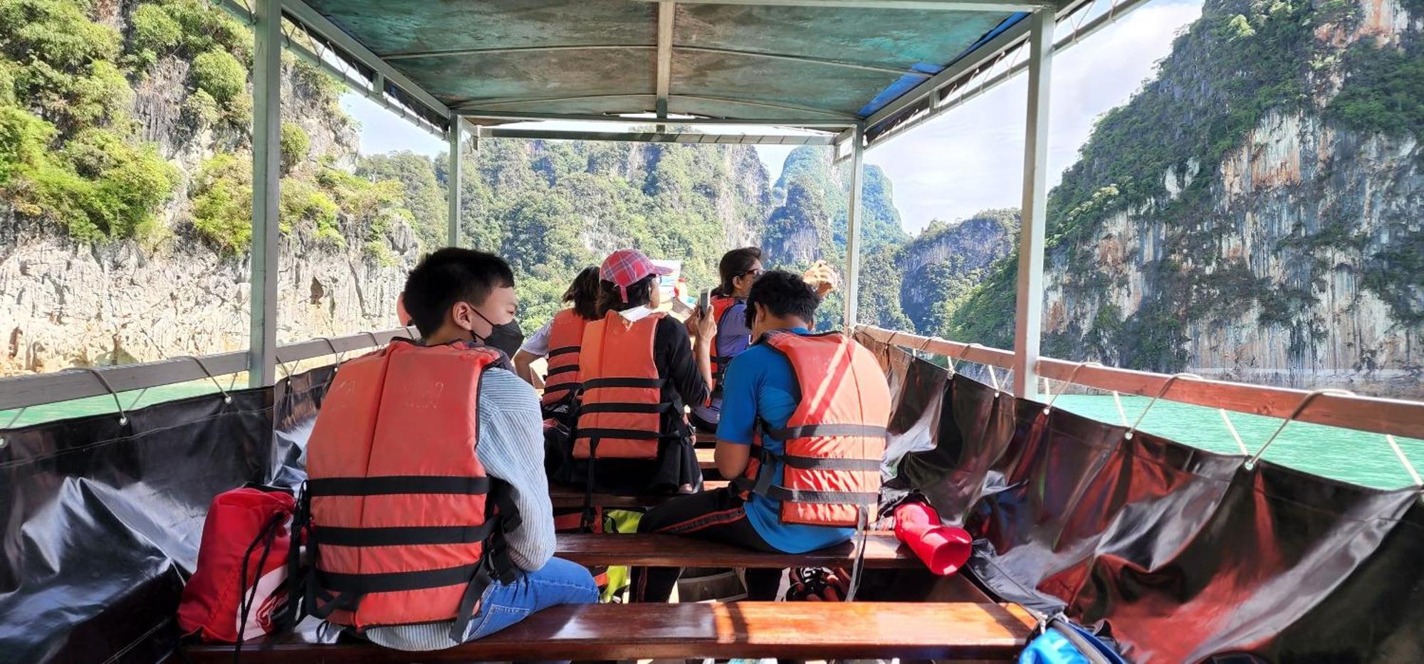 Khaosok Happy House Bed and Breakfast Khao Sok National Park Εξωτερικό φωτογραφία
