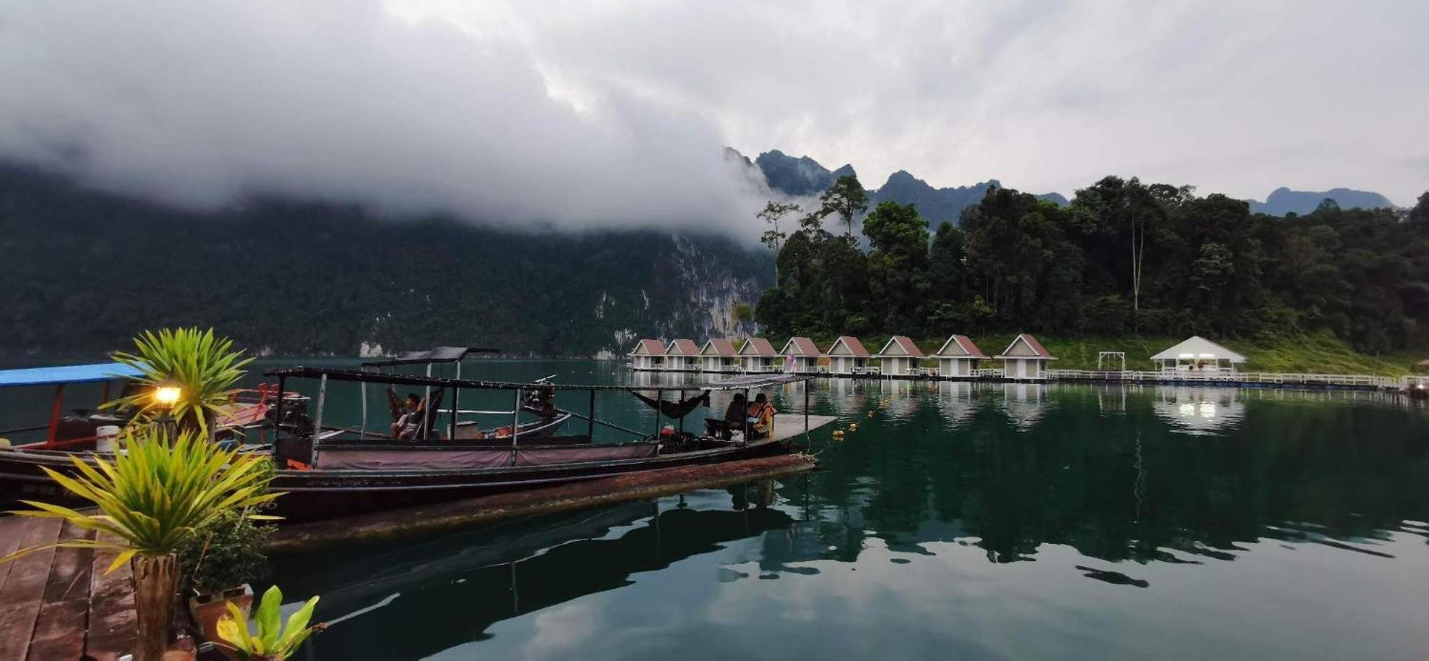 Khaosok Happy House Bed and Breakfast Khao Sok National Park Εξωτερικό φωτογραφία