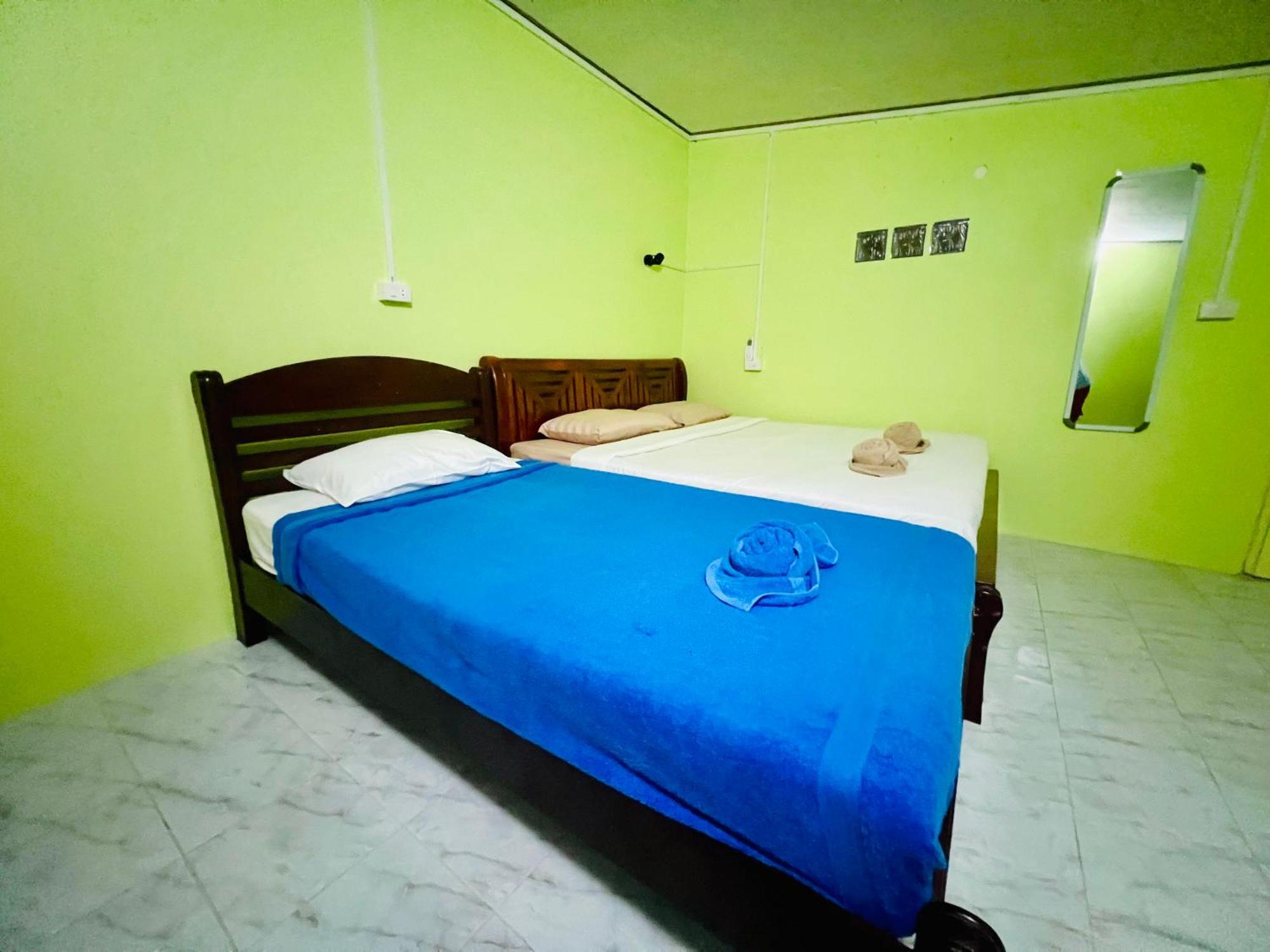 Khaosok Happy House Bed and Breakfast Khao Sok National Park Εξωτερικό φωτογραφία
